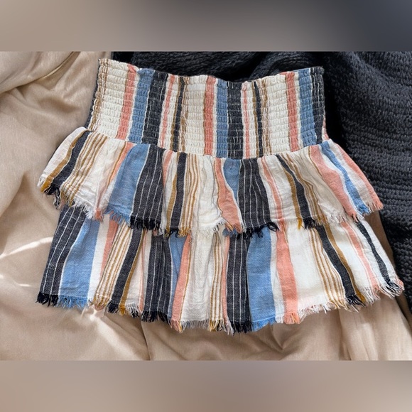 • AERIE Striped Layered Smocked Waist Mini Skirt - Picture 3 of 4